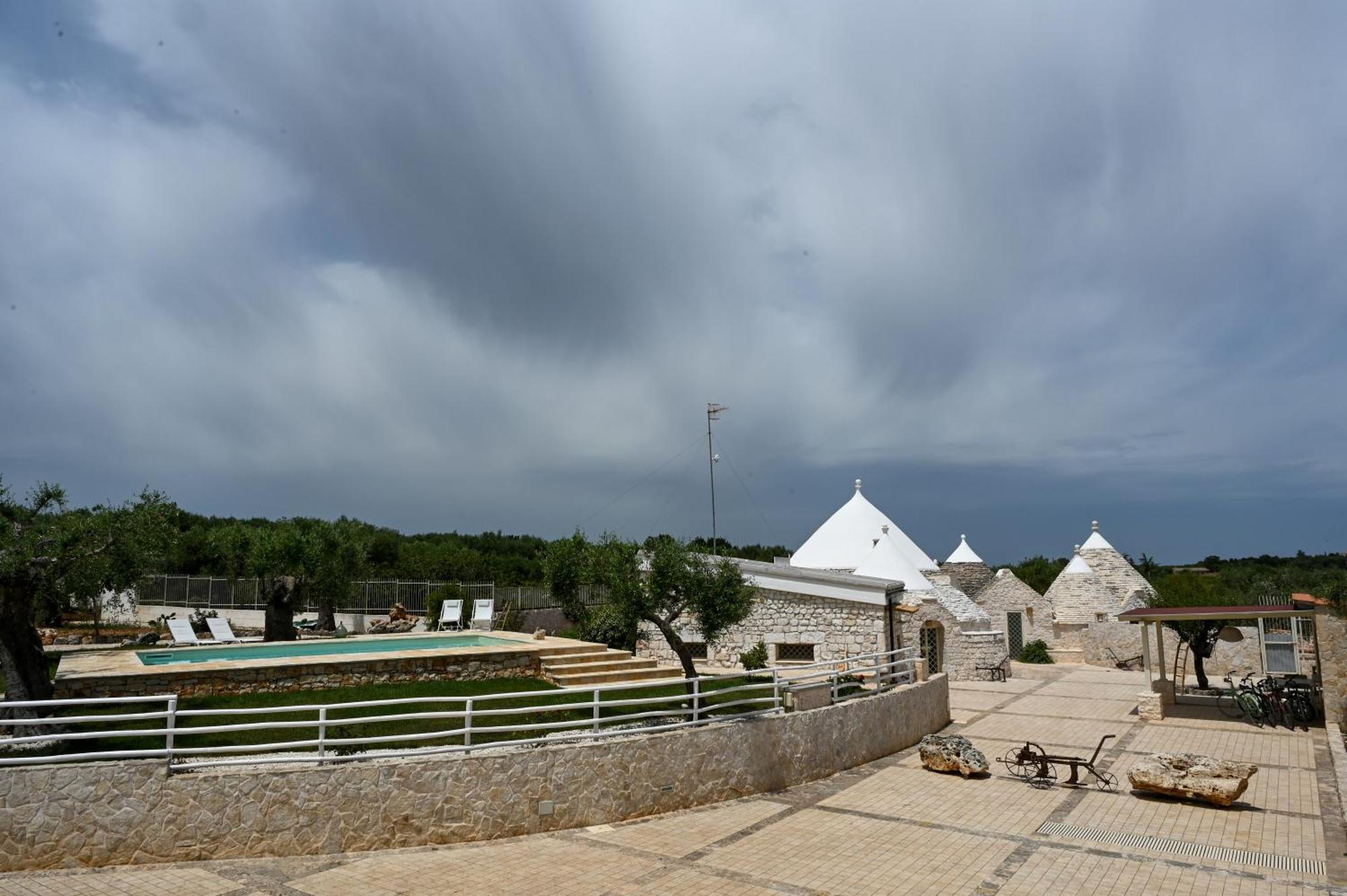 Ferienwohnung Trulli Lisanna - Apulian Hideaway With Pool Antonelli Exterior foto